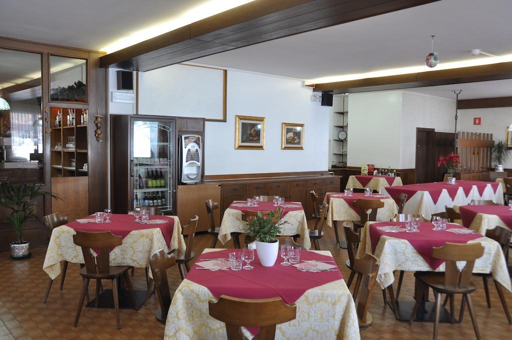 Guest house Casa Alpina 3*